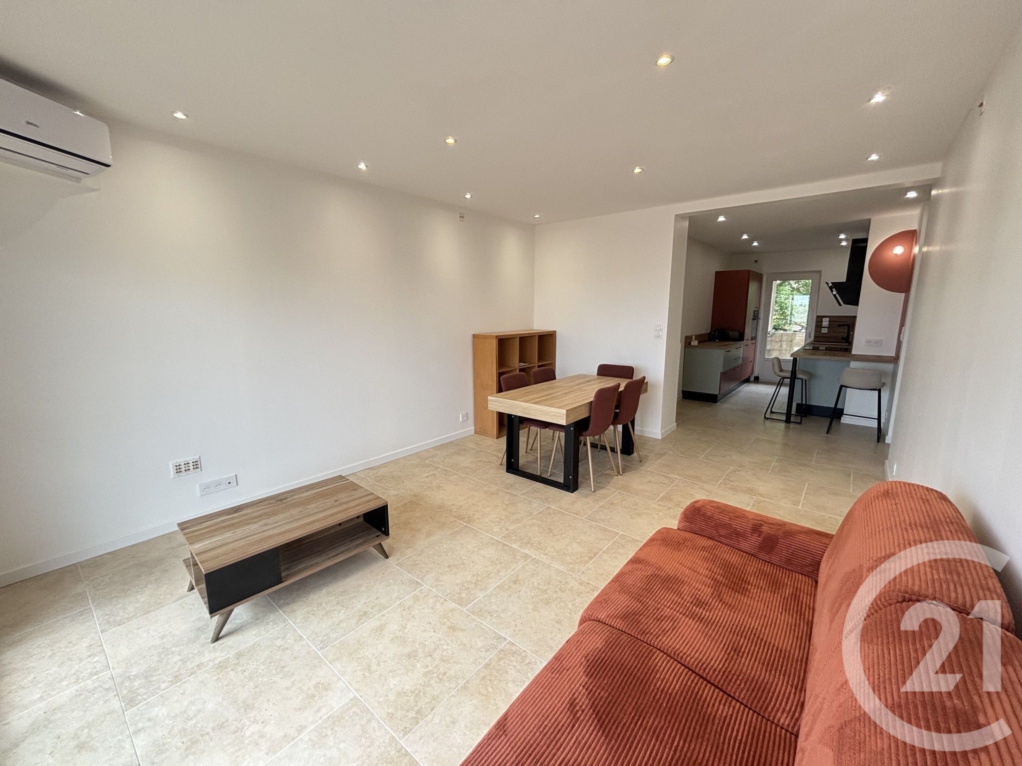 Appartement Rue Aimé Jacquerod à Nîmes