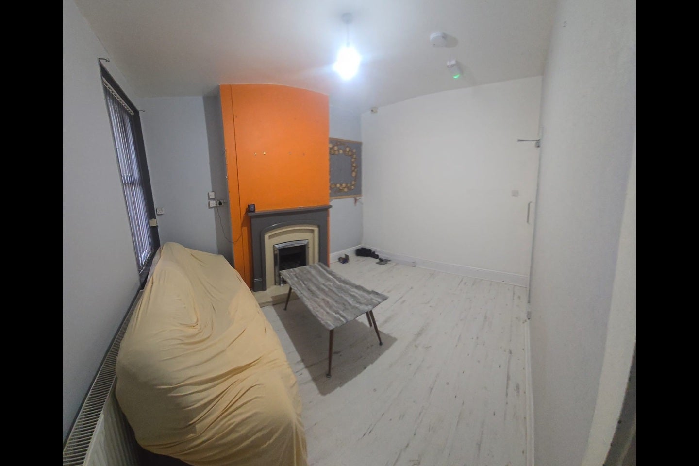 Room Newman Road in Birmingham
