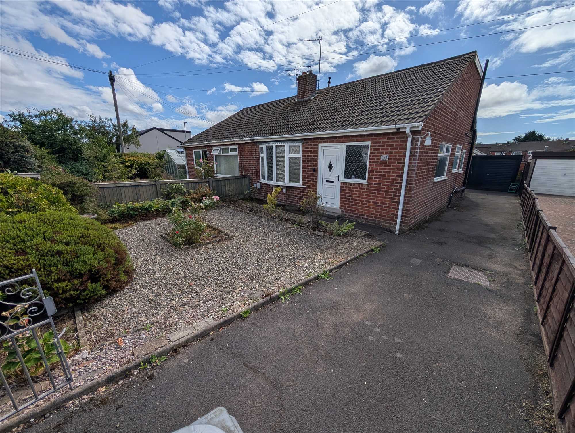 House Broadfield Avenue in Borough of Wyre