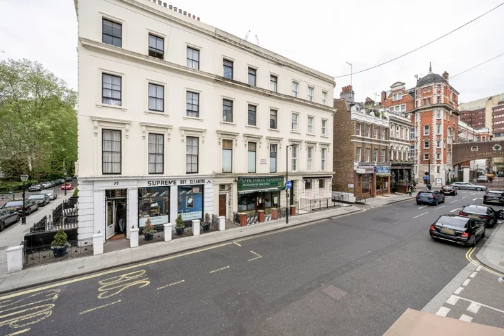 Flat Norfolk Place in City of Westminster