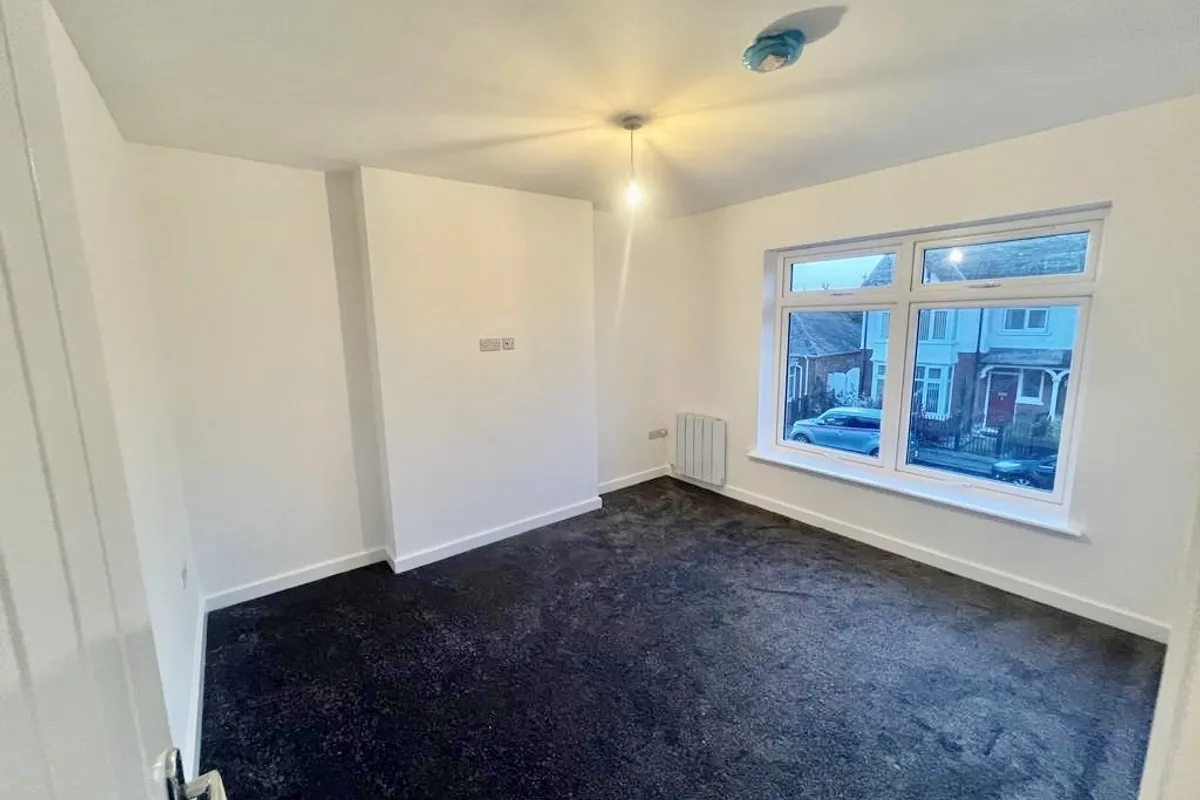 Flat Darthill Road in Fenland District