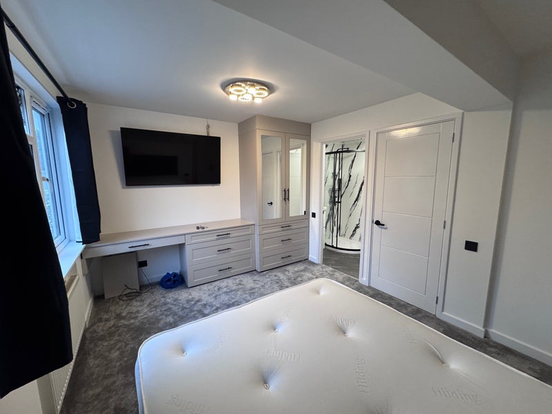 Room Tate Road in Greater London