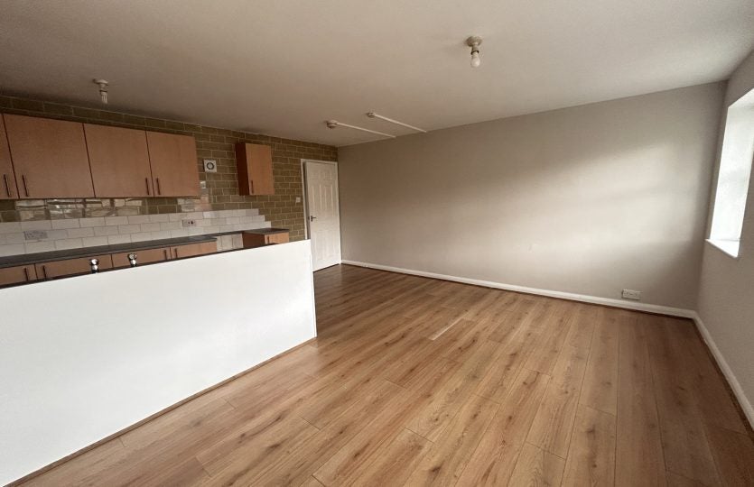 Flat Albert Avenue in Hull