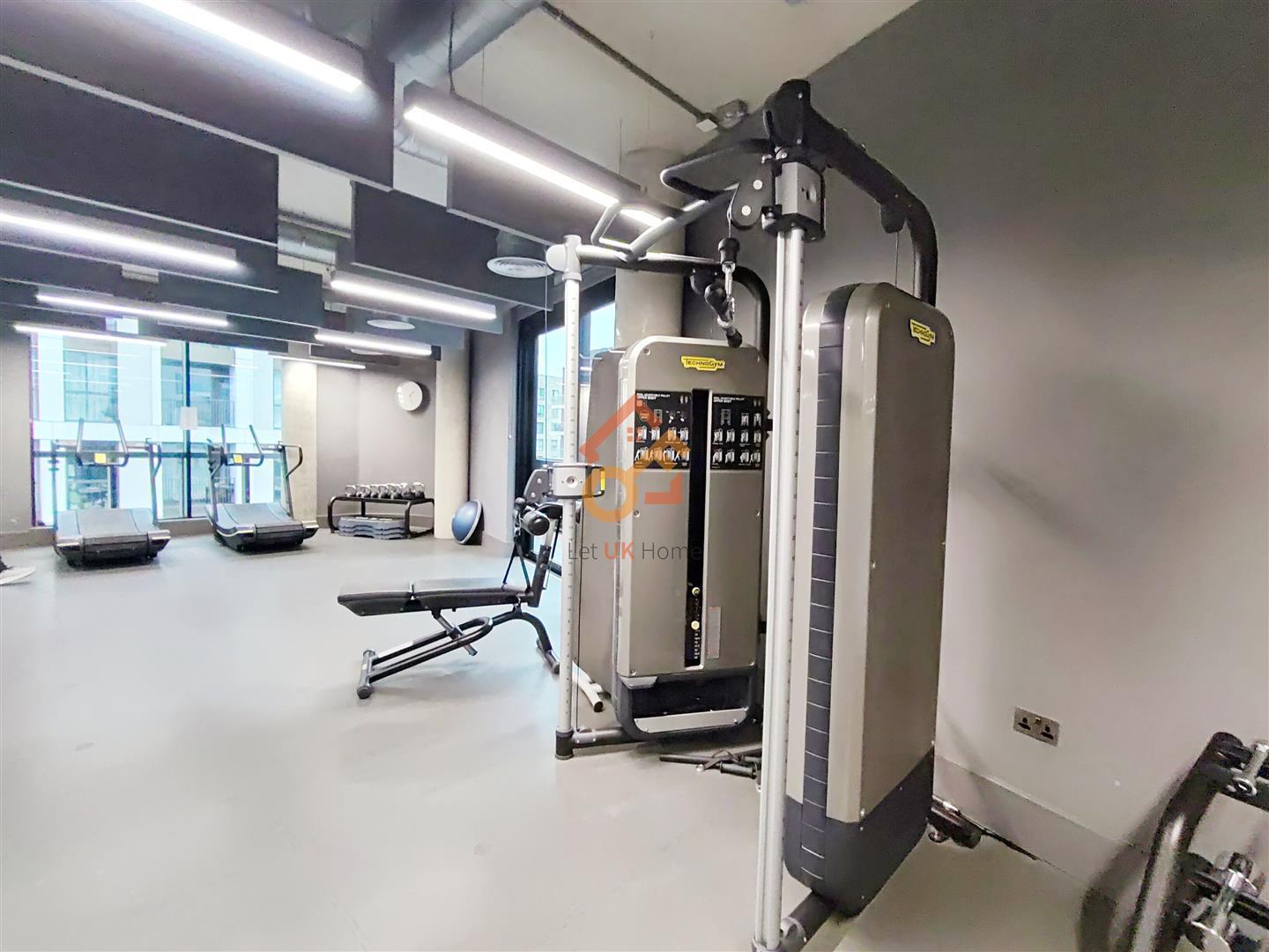 Flat Pilot Walk in Greater London