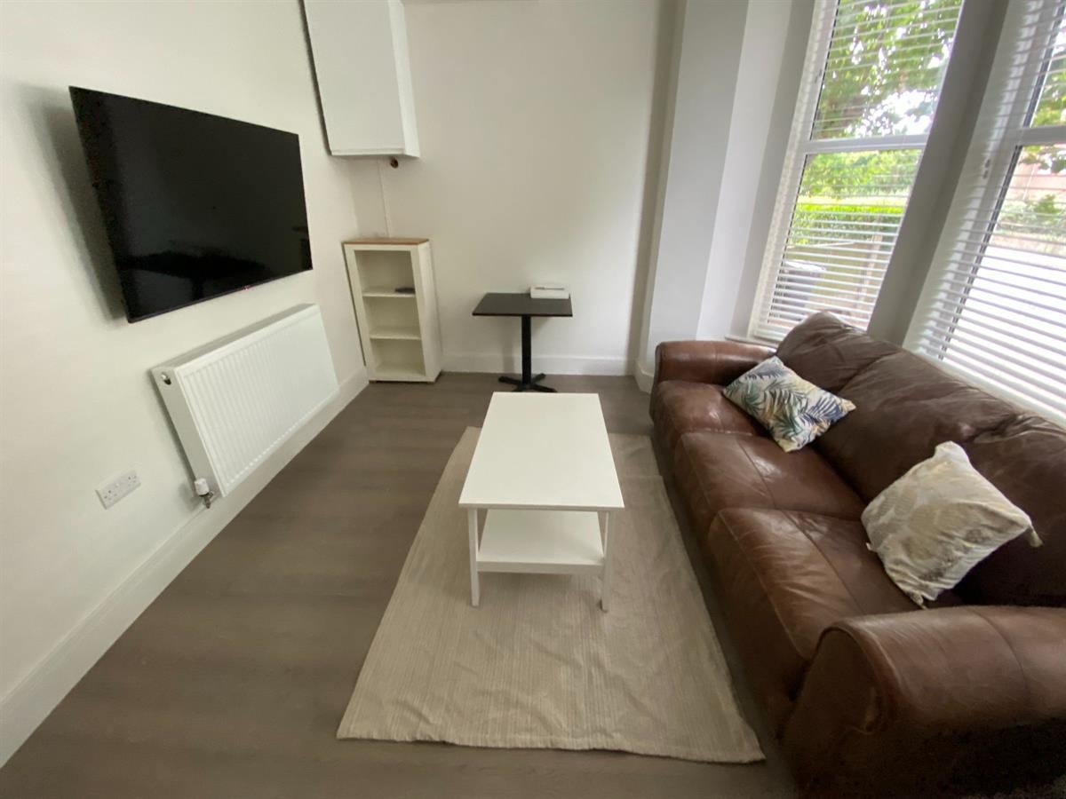 Flat Melton Grove in Rushcliffe