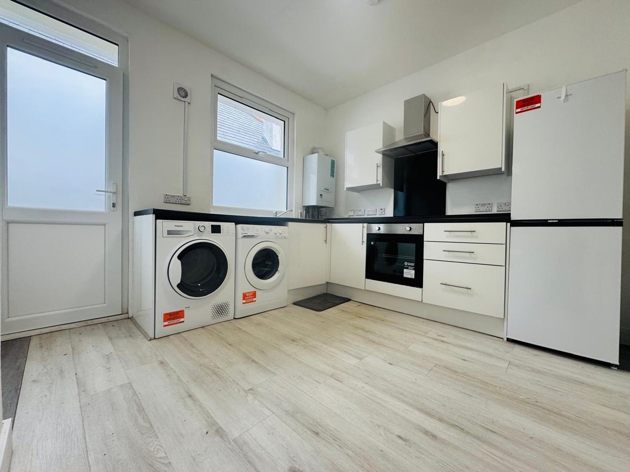 Room Priory Crescent in Southend-on-Sea