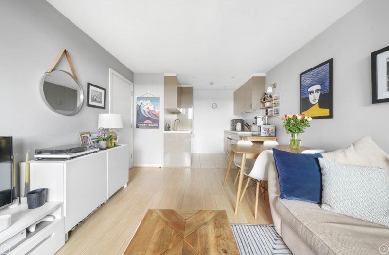 Room Chadwell Lane in Greater London