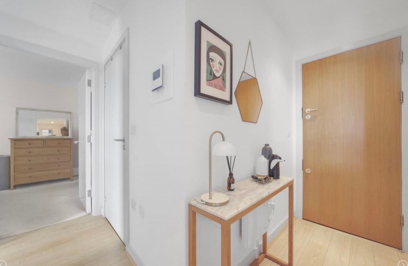 Room Chadwell Lane in Greater London