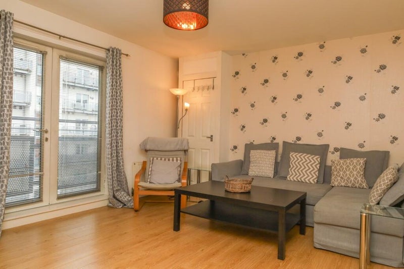 Flat Dunblane Street in Glasgow