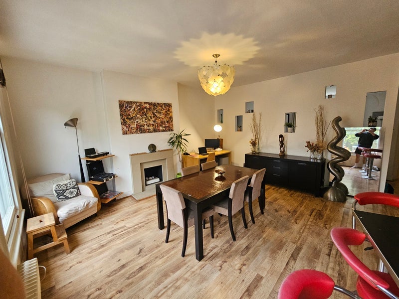 Room Amhurst Road in Greater London