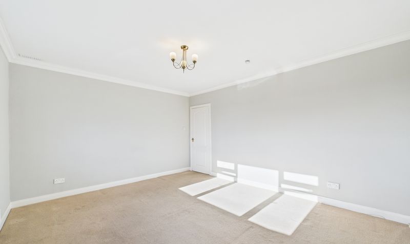 Flat Belsyde Avenue in Glasgow