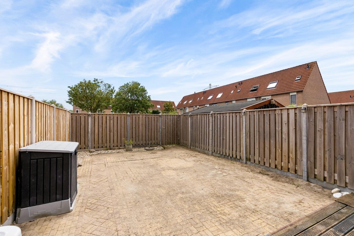 Tussenwoning te koop: Geleenstraat 9, Almere