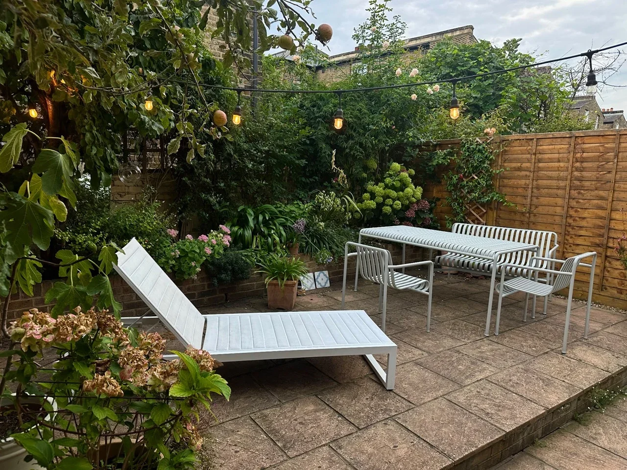 Flat Mervan Road in Greater London