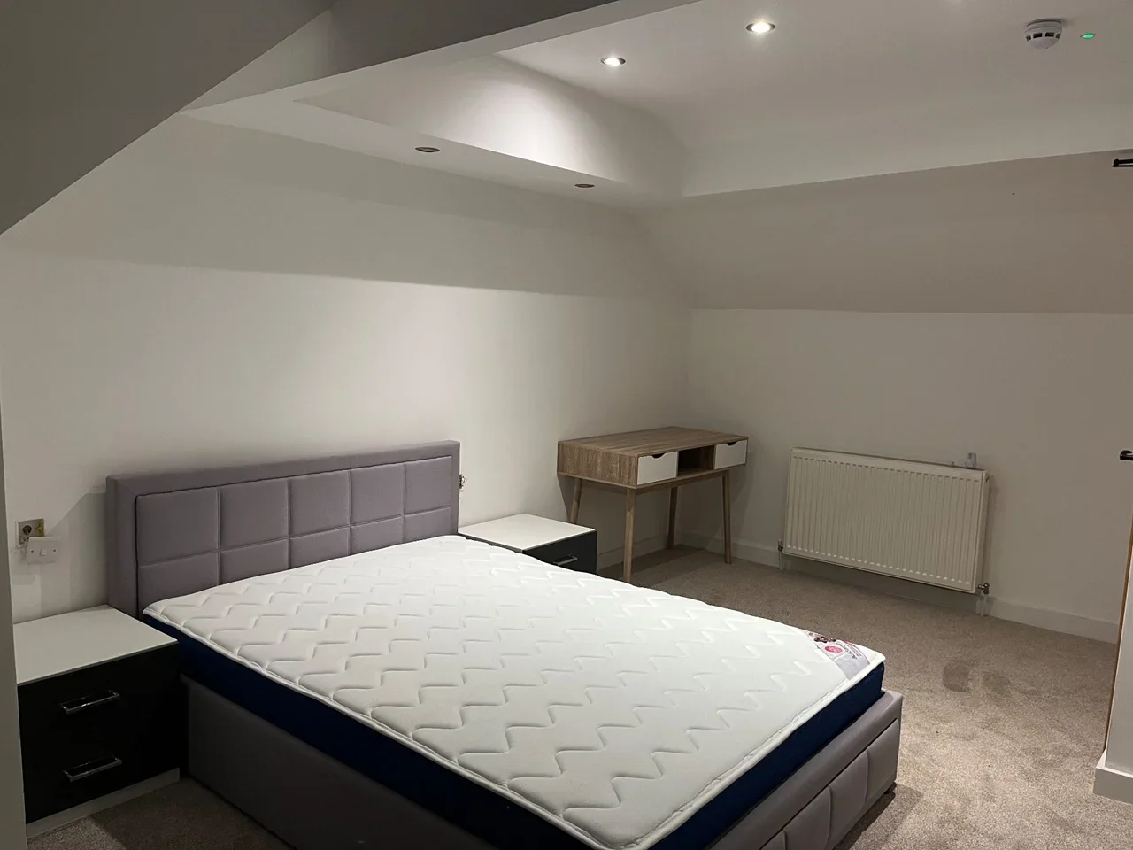 Room Back Dawlish Mount in Leeds
