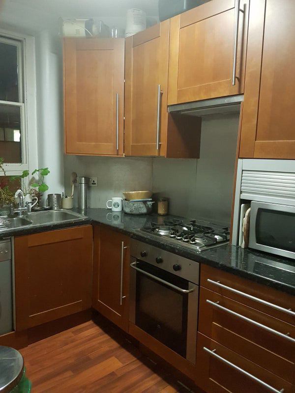 Room Brett Road in Greater London