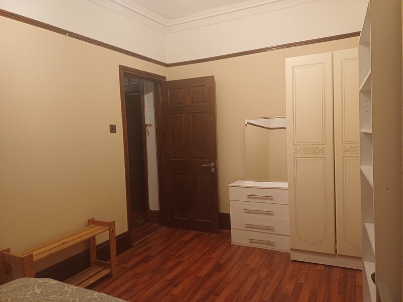 Room Brett Road in Greater London