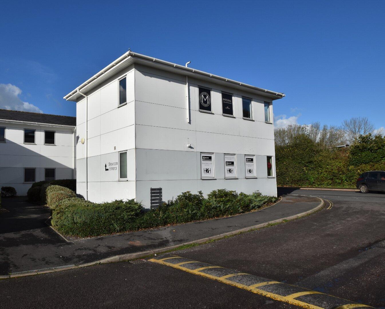 Flat Lowman Way in Tiverton