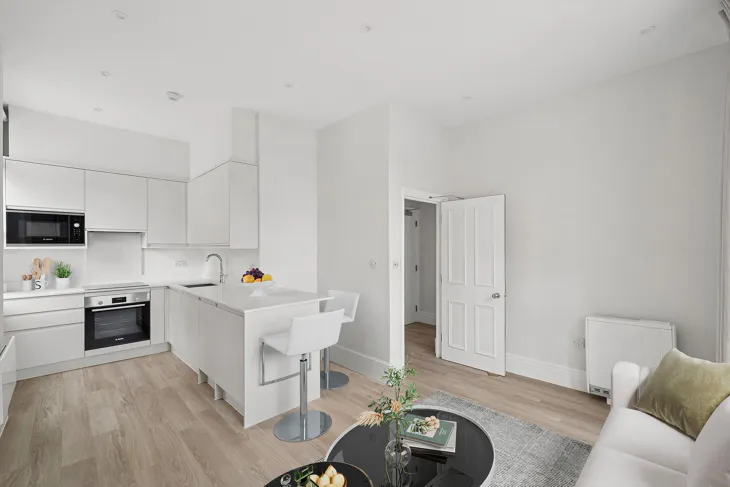 Flat Pont Street in Greater London