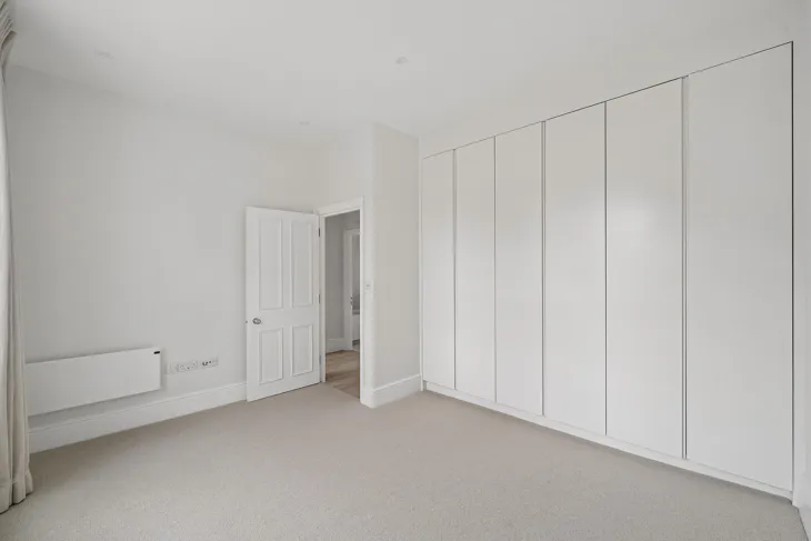 Flat Pont Street in Greater London