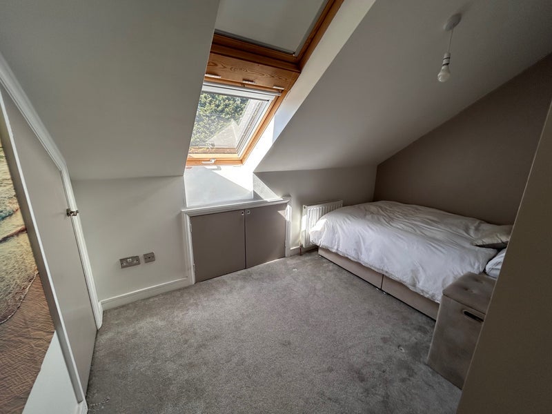 Room Redfield Road in Bristol