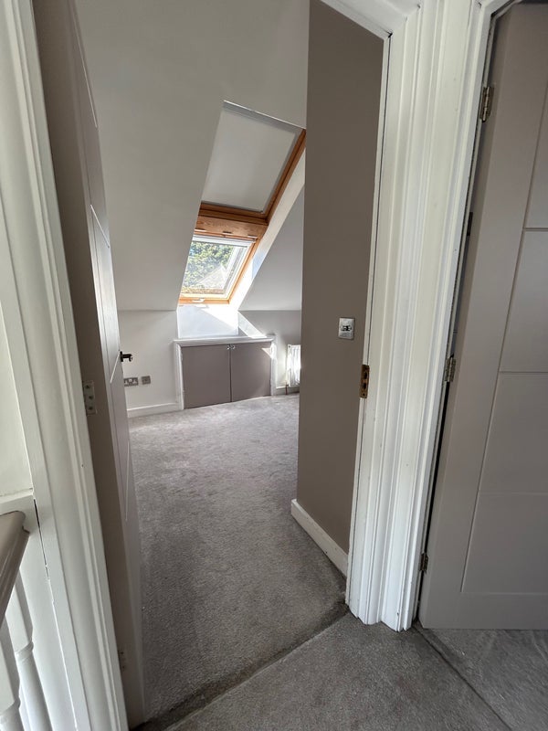 Room Redfield Road in Bristol