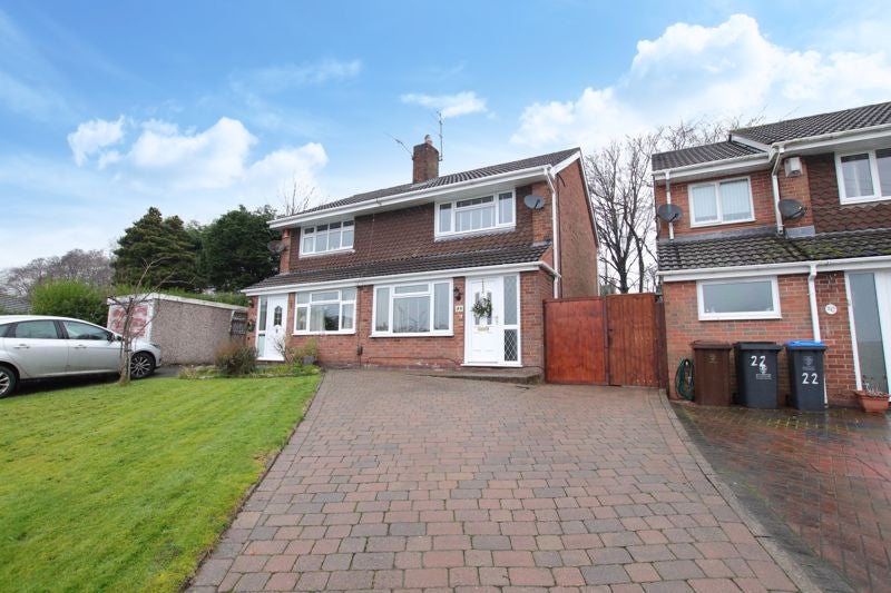 House Lotus Avenue in Staffordshire Moorlands