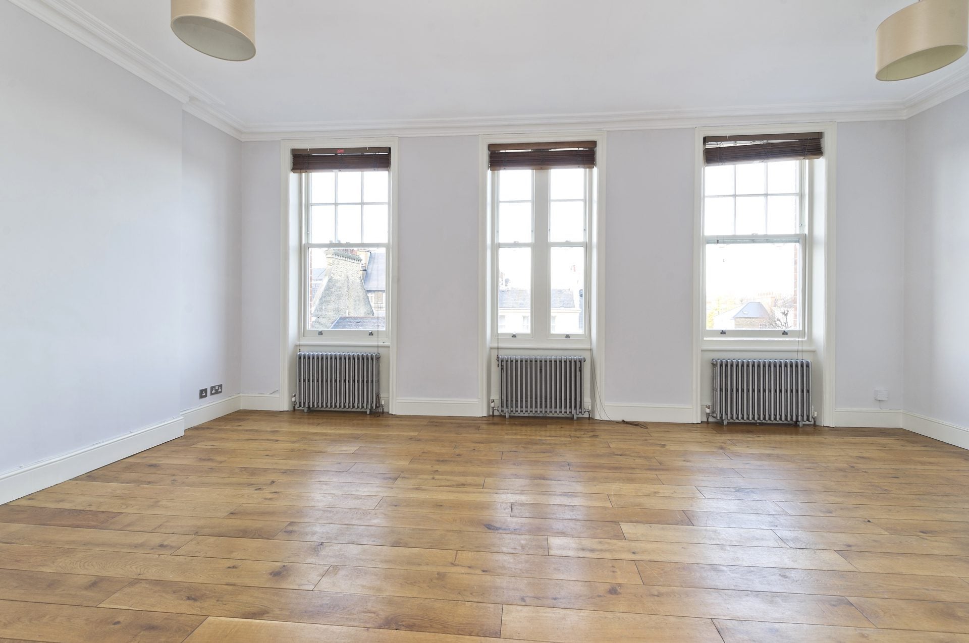 Flat Sheffield Terrace in Greater London