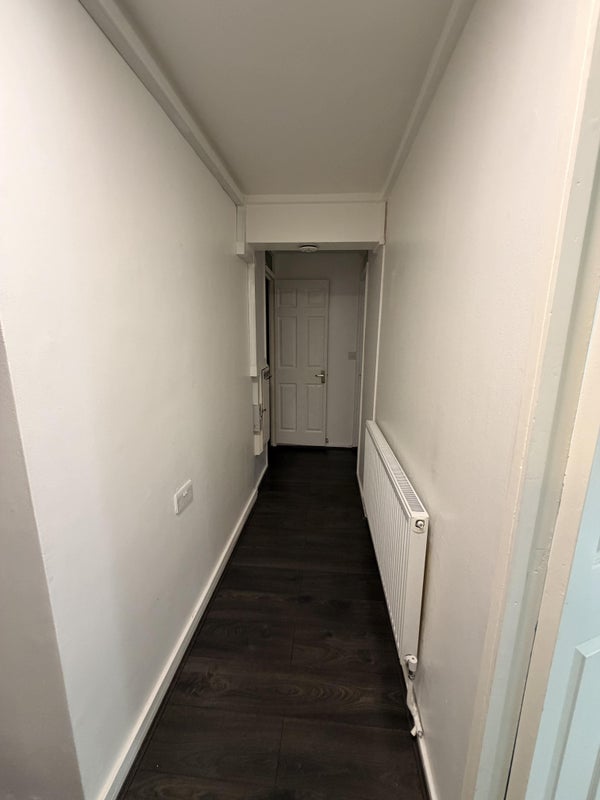 Flat Wesley Close in Greater London