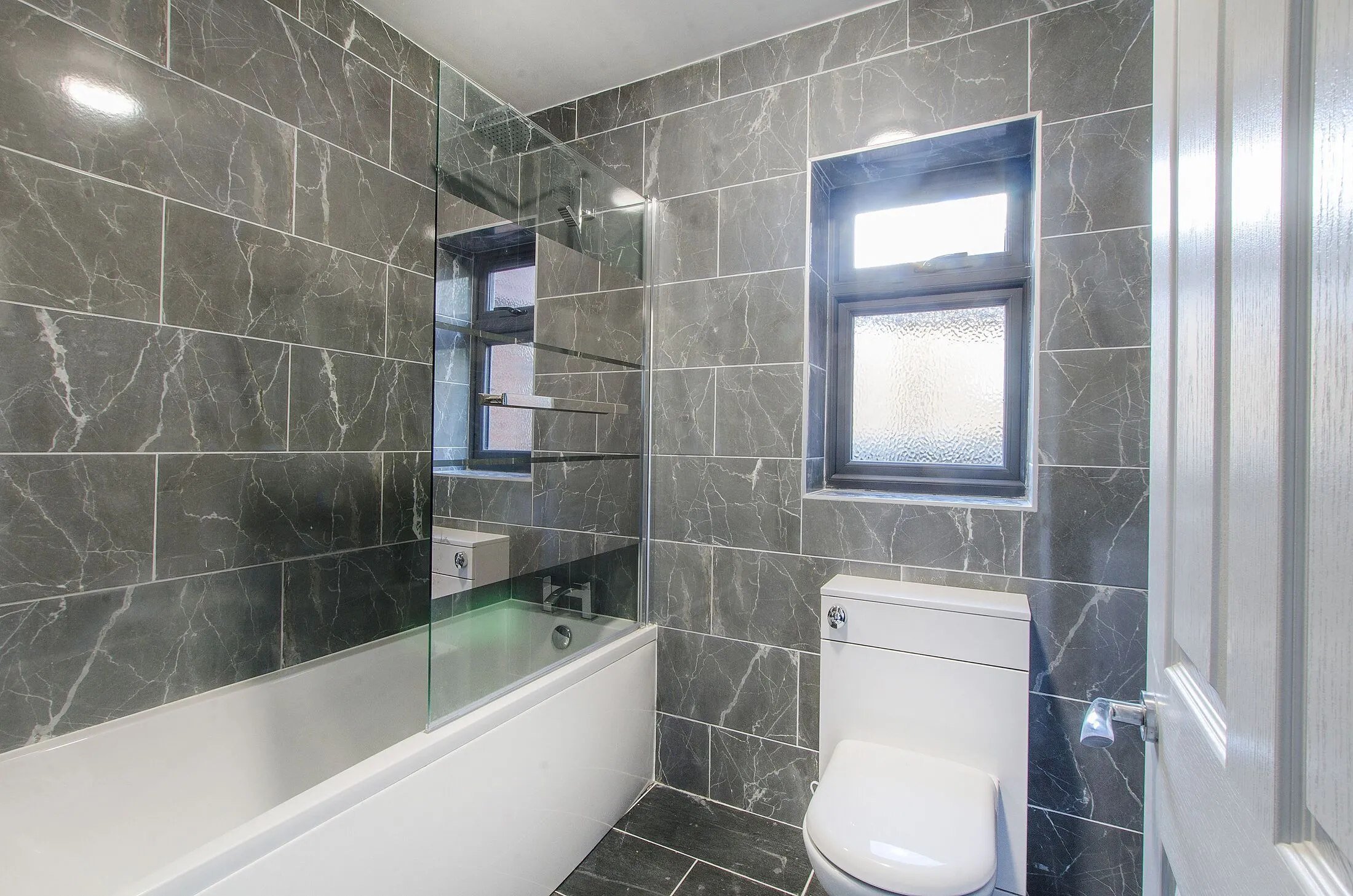 Flat Chesterfield Close in Greater London