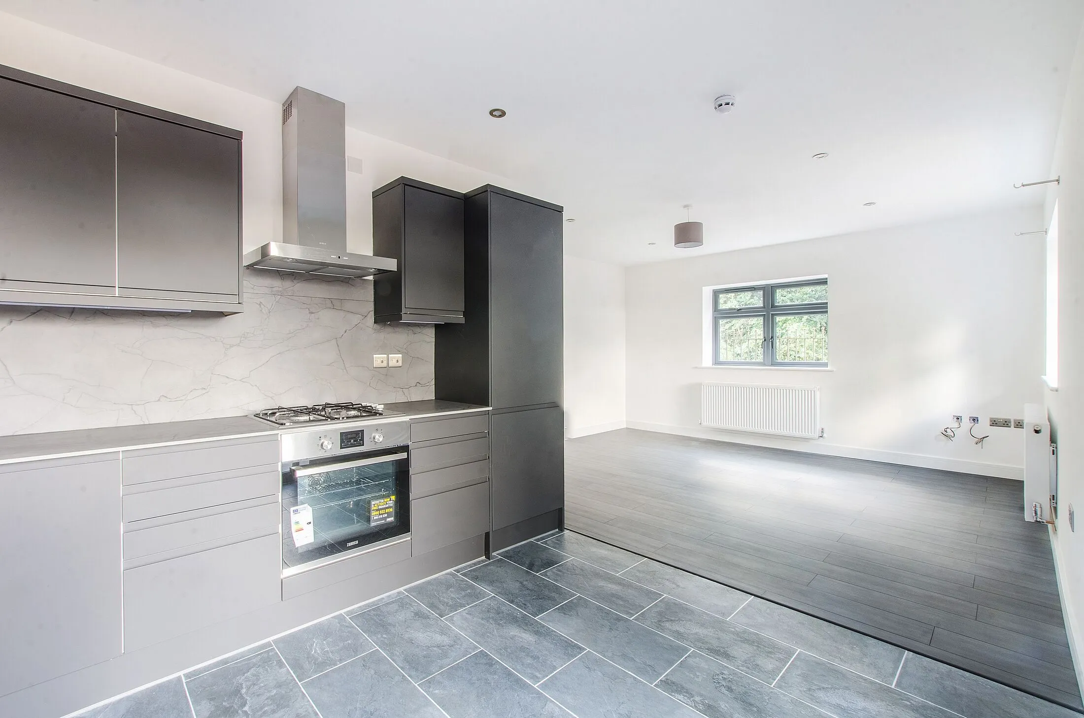 Flat Chesterfield Close in Greater London