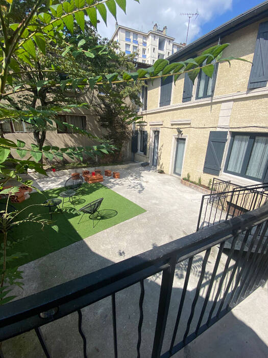 Appartement Rue du 4 Août 1789 à Villeurbanne