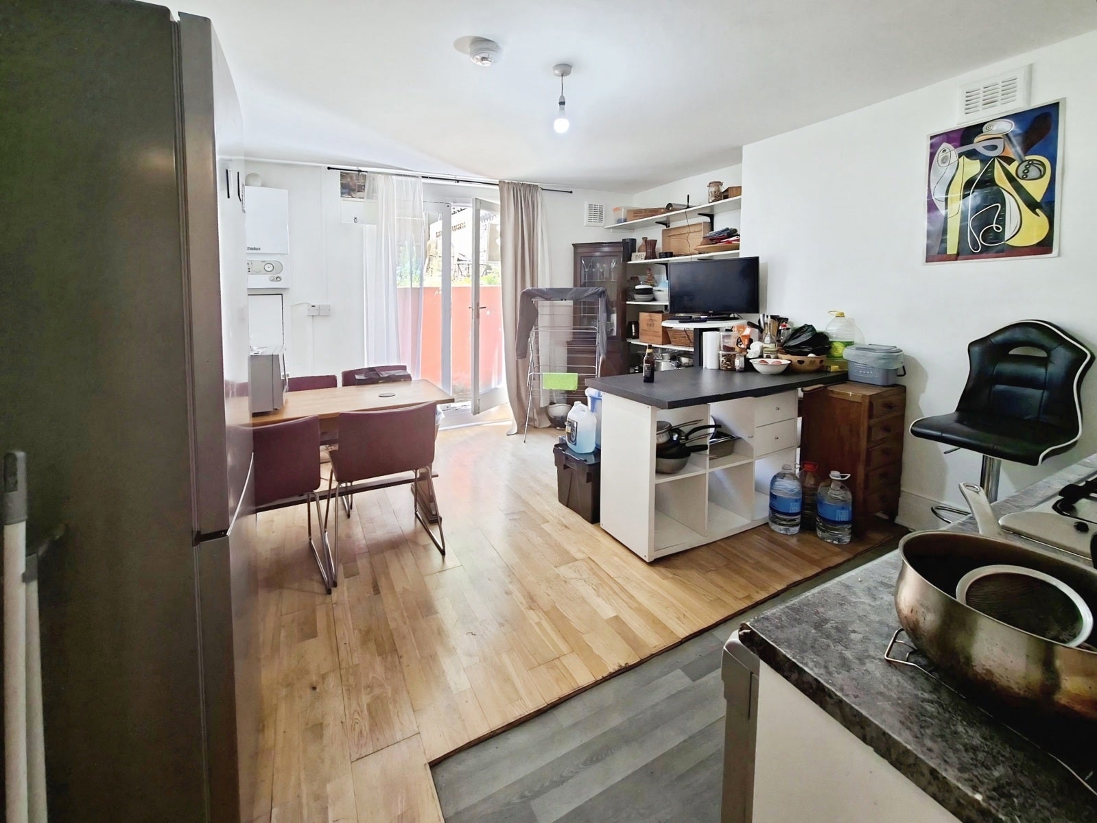 Flat Brixton Hill in Greater London