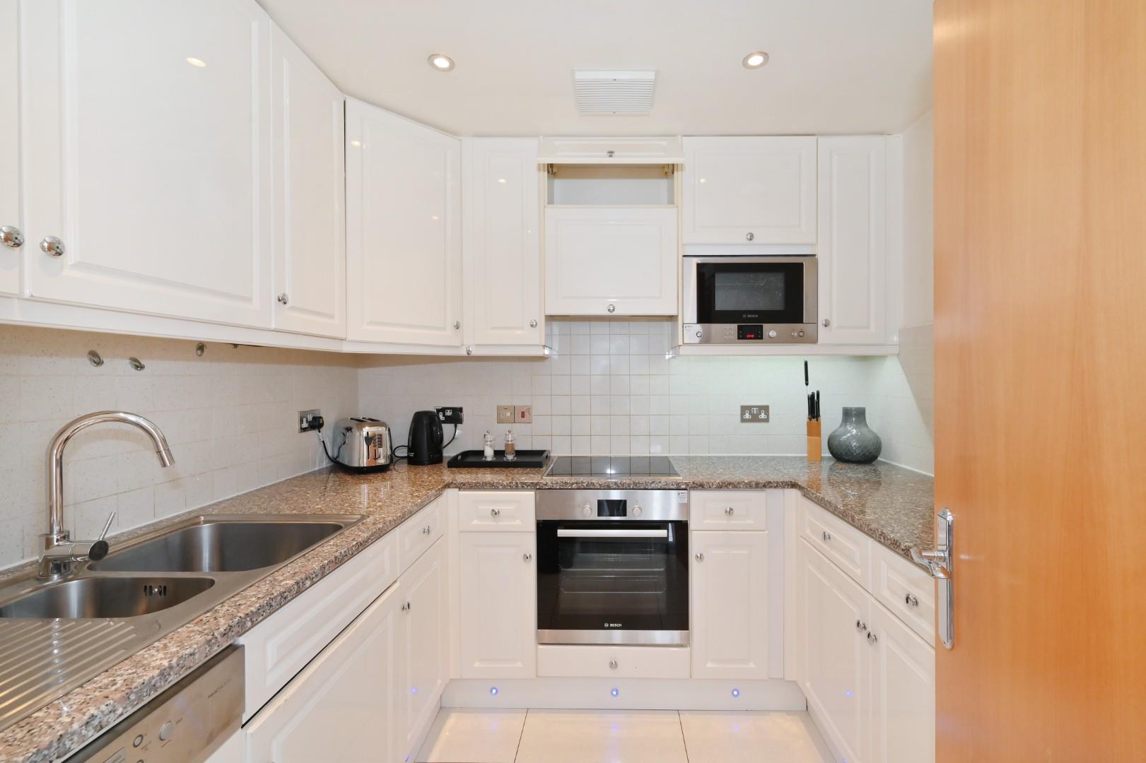 Flat Barrett Street in City of Westminster