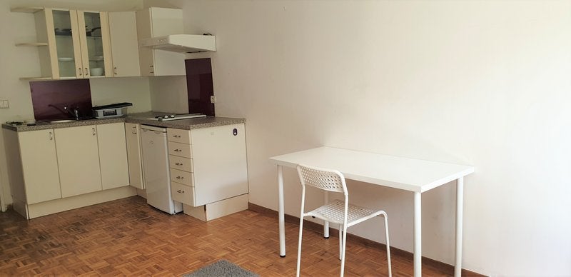 Flat Chemin du Vallon de Toulouse in Marseille