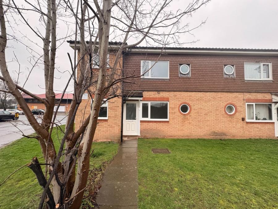 Flat Sandown Drive in Hereford