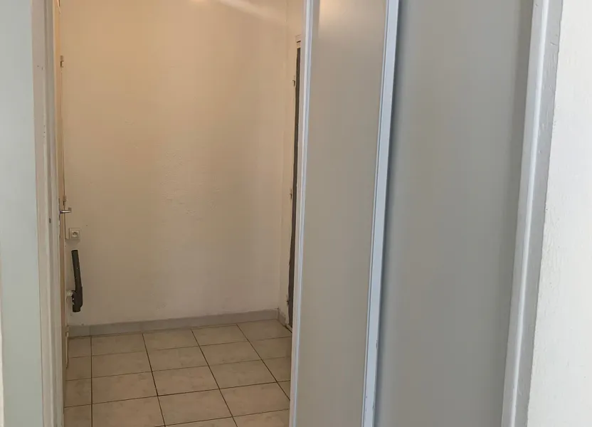 Appartement Rue Henri Poincaré à Nîmes