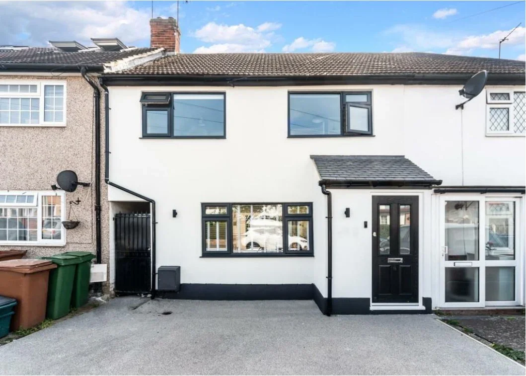 House Huntingdon Gardens in Greater London