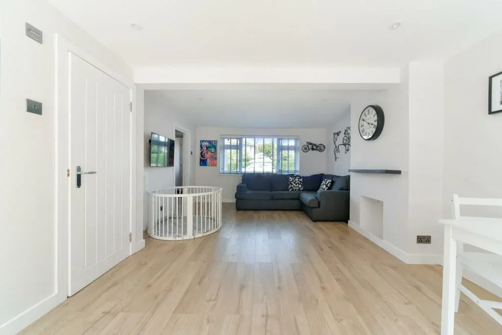 House Huntingdon Gardens in Greater London