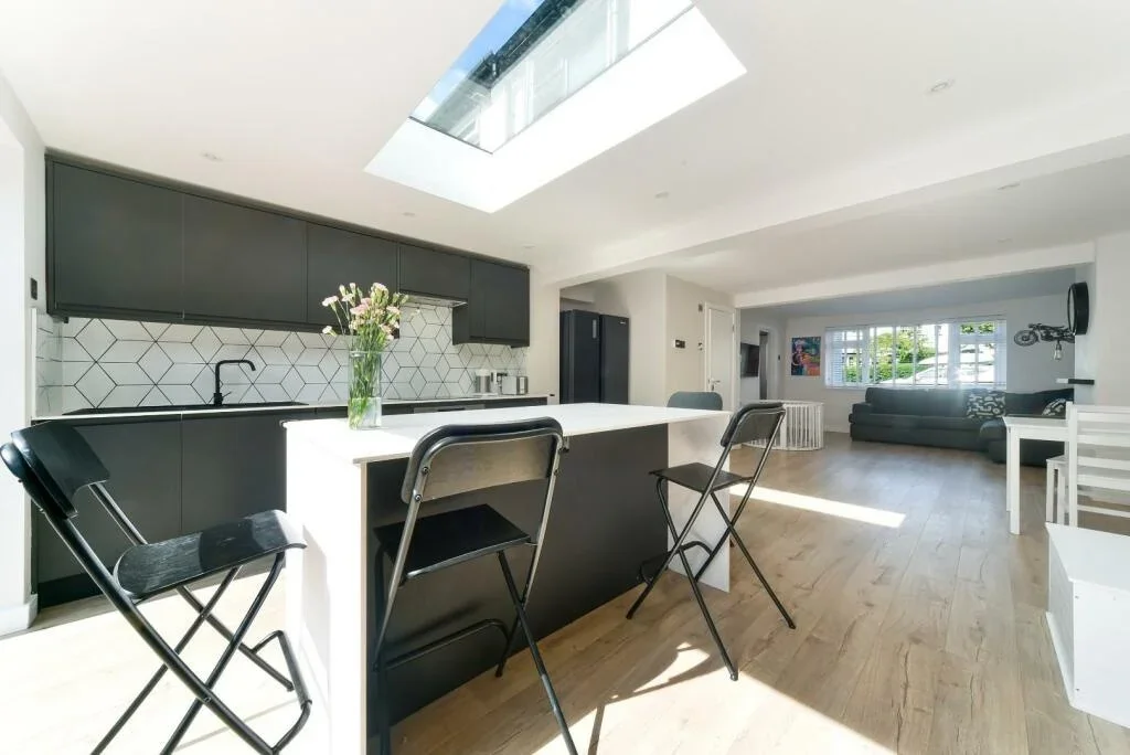 House Huntingdon Gardens in Greater London