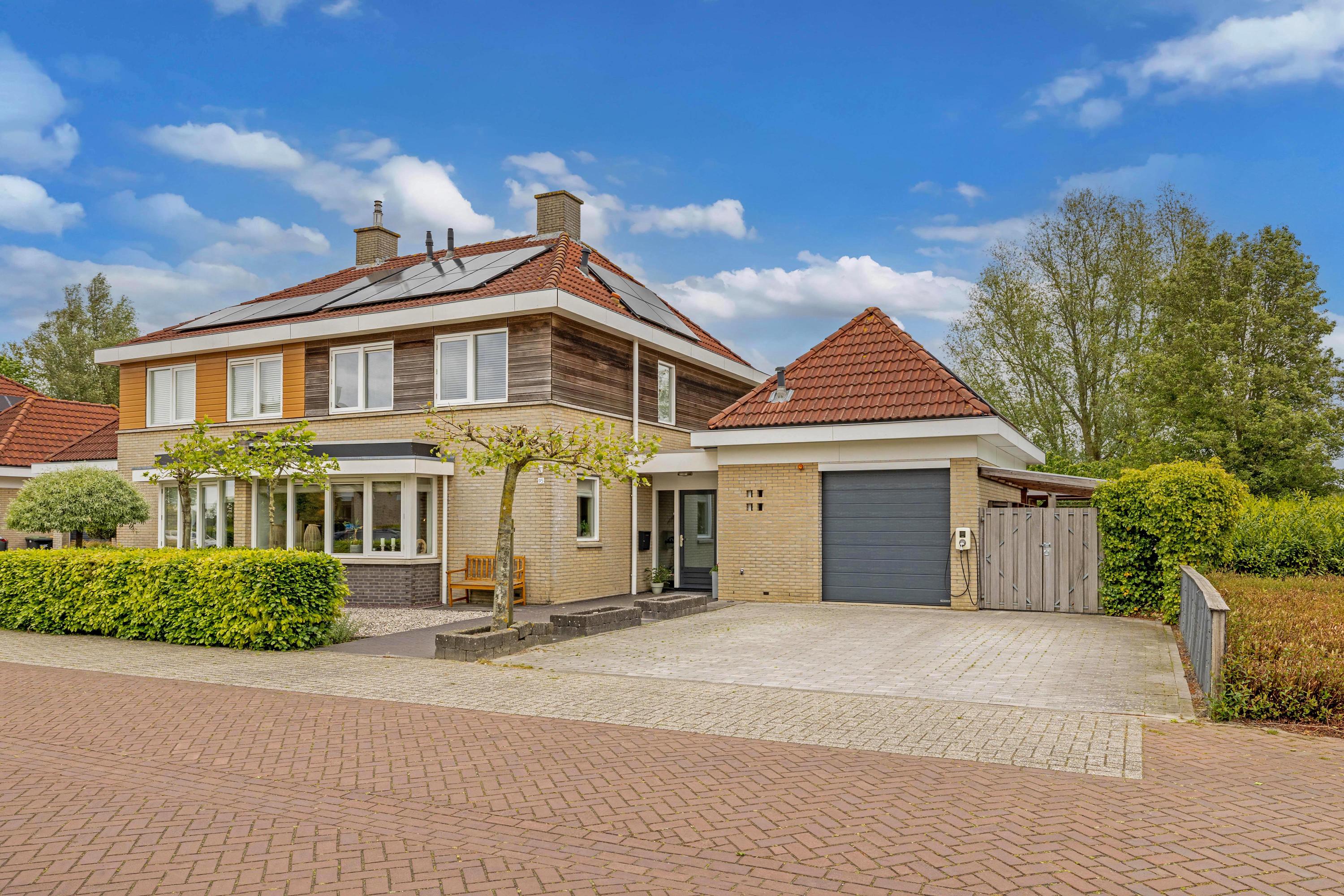 Huis het Waterland 95 in Emmeloord