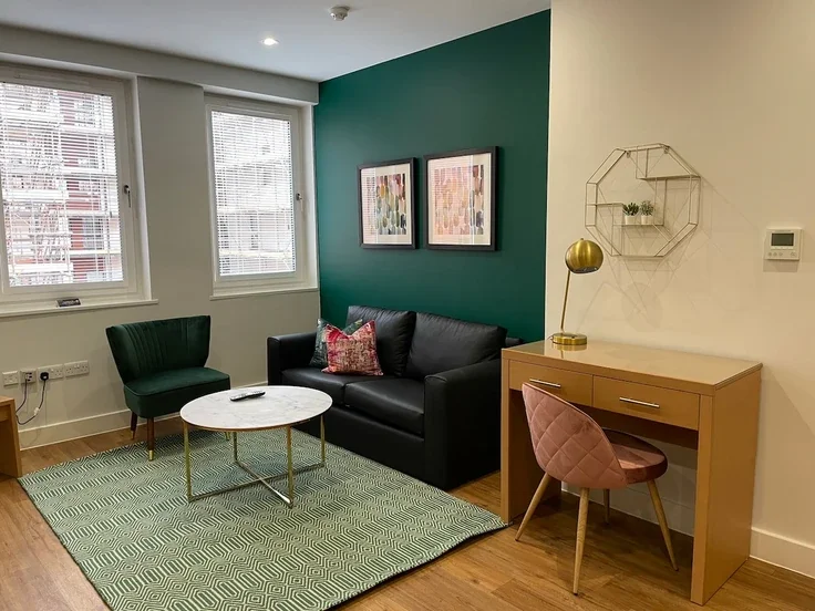 Flat Kennet Side in Reading