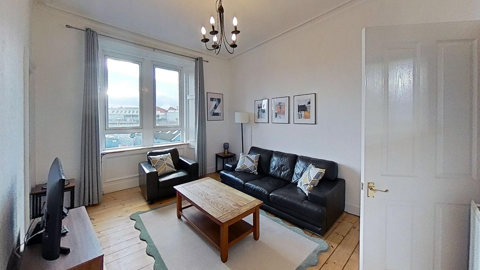 Flat Roseburn Avenue in City of Edinburgh