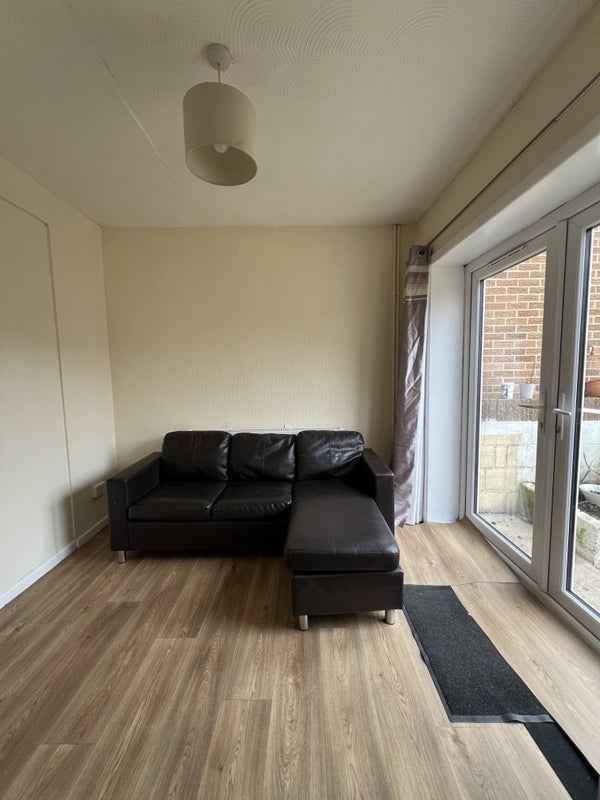 Room Daubeny Close in Bristol