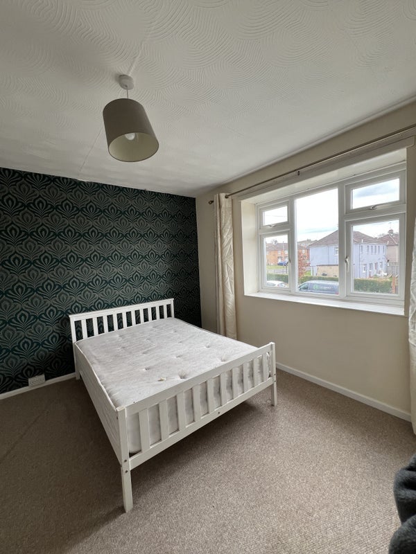 Room Daubeny Close in Bristol