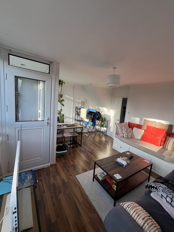 Room Pollard Street in Greater London