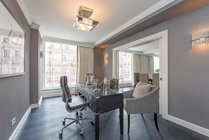 Flat South Audley Street in City of Westminster