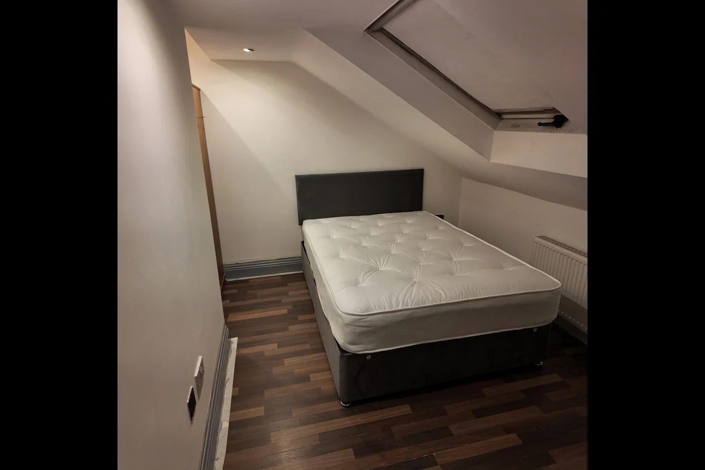 Room Gloucester Road in Greater London