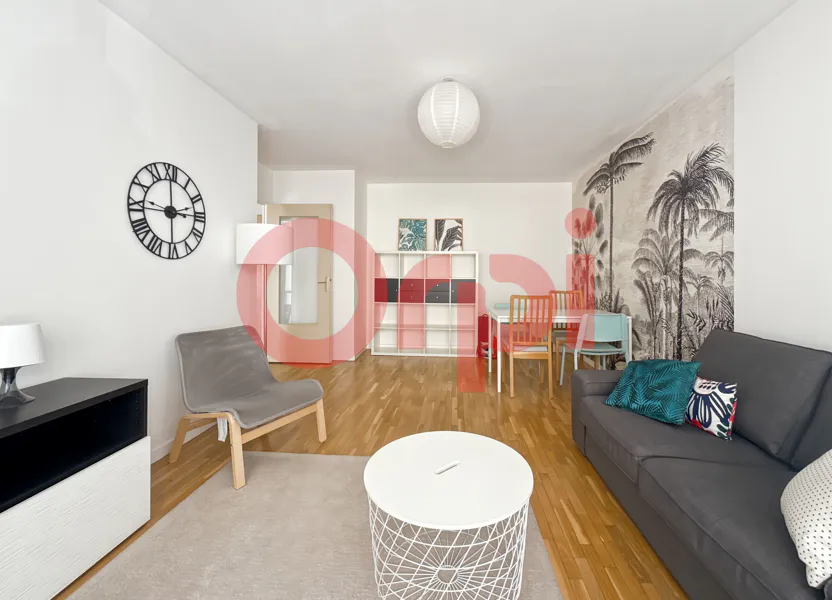 Flat Rue Paul Verlaine in Villeurbanne