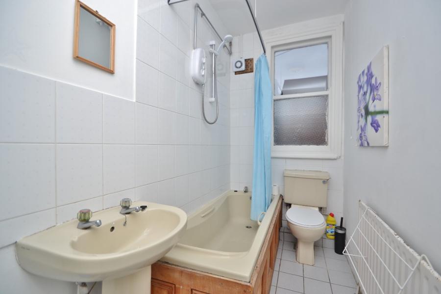Room Methley Mount in Leeds