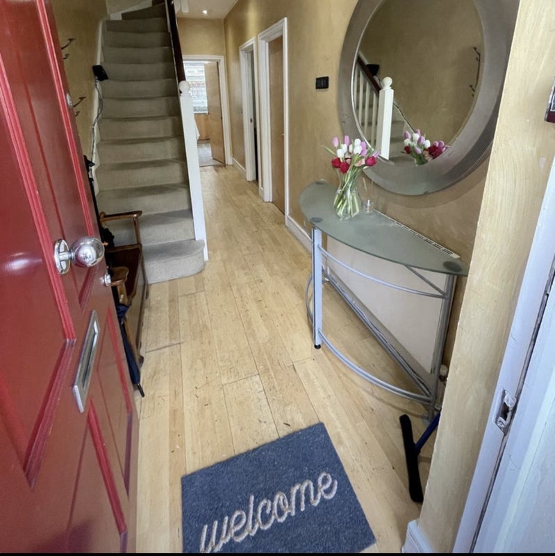 Room Dunton Road in Greater London
